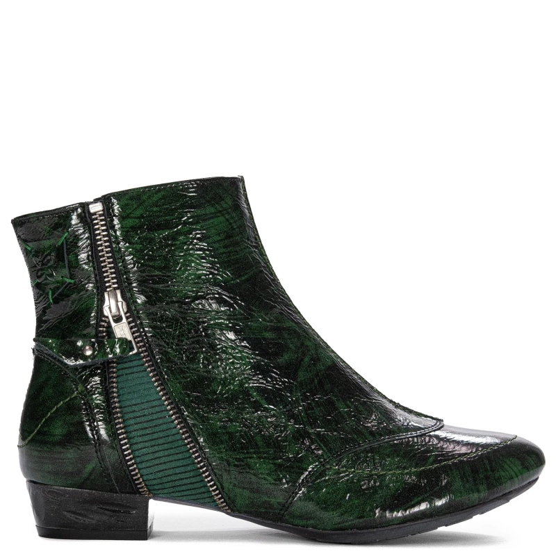 Maciejka Women's Green Pattented Leather Boots