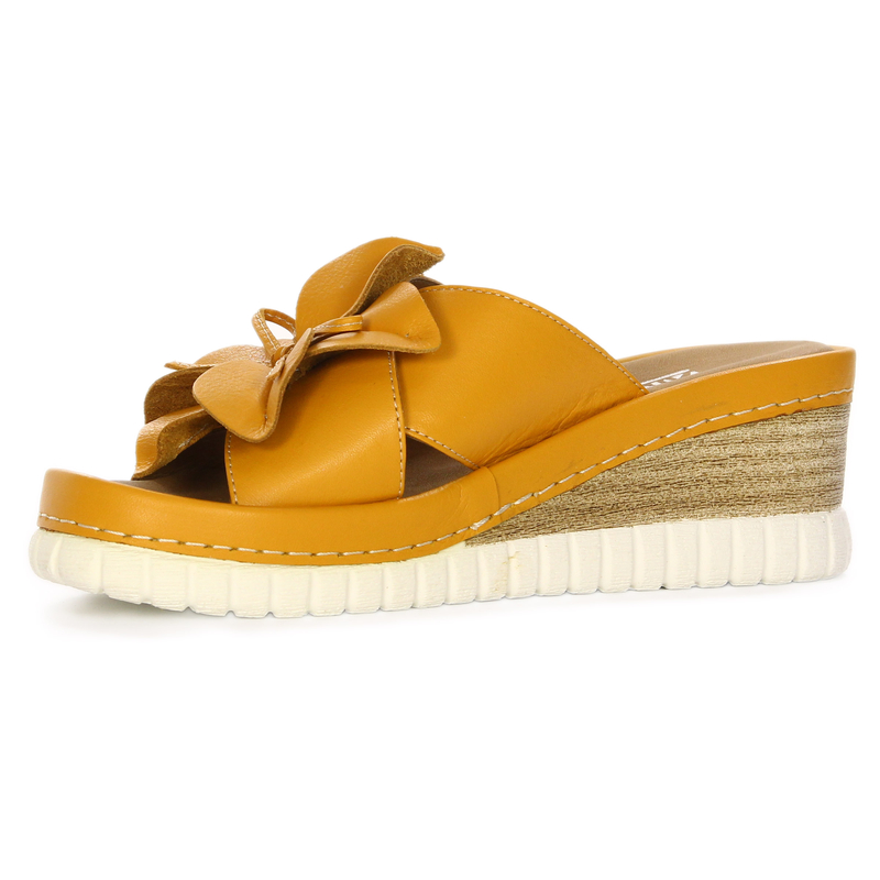 Artiker Women's Leather Platform Flip-Flops Yellow
