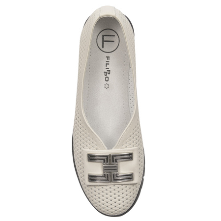Filippo Leather women's Beige low shoes