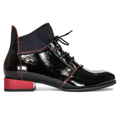 Maciejka 04744-16/00-5 Black Lace-up Boots