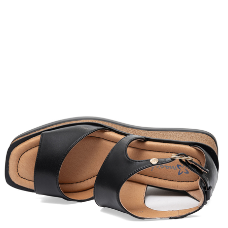 Maciejka Leather Wedge Sandals With Geometric Cutout Black K7471-01/00-1