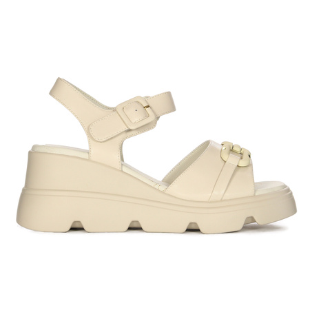 Artiker Women's Beige Sandals