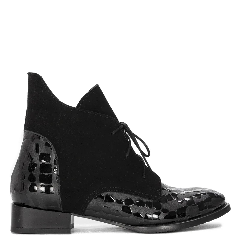 Maciejka Black Women's Lace-Up Boots
