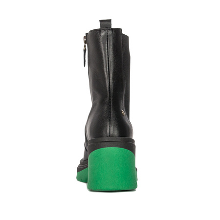Maciejka 05746-09/00-7 Black+Green Boots