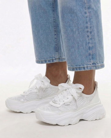 Buffalo Sneakersy na Platformie Białe z Koronką i Cekinami 1636728-WHT