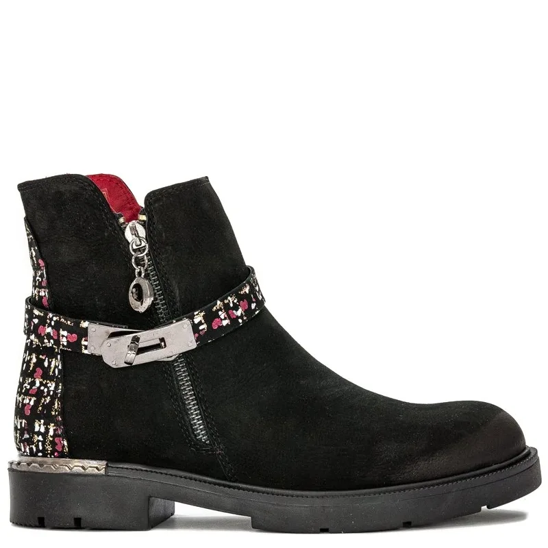 Artiker 45C0114 Black Boots