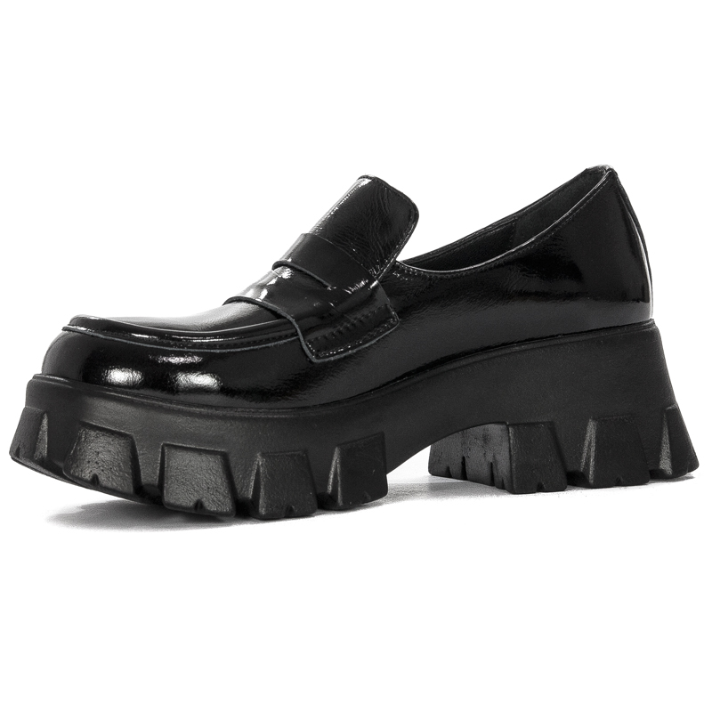 Venezia Półbuty damskie skórzane lakierowane Black czarne