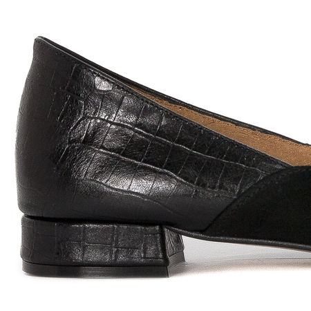 Maciejka Women's Black Pumps