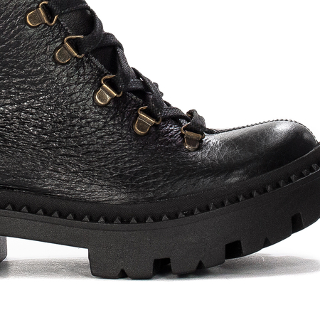 Opra Ghalia Women's Black Worker