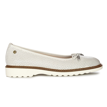 Maciejka White Leather Low Shoes