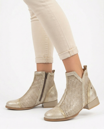 Maciejka Leather Perforated Ankle Boots With Zipper Beige 06397-04-00-1