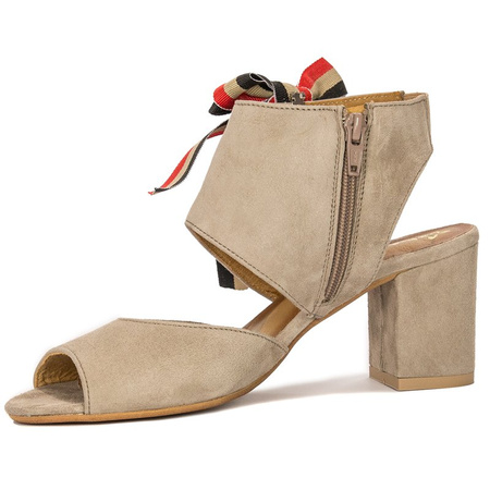 Maciejka 04038-04-00-5 Beige Sandals