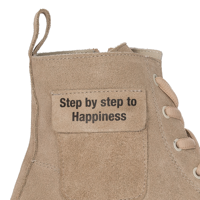 Leather Boccato boots on a Beige platform