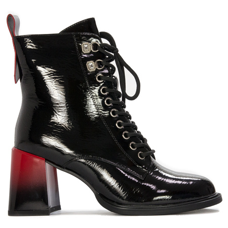 D&A Women's boots ankle boots black lacquered