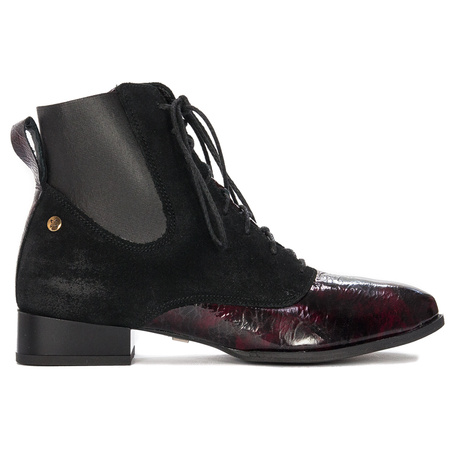 Maciejka Black women's Lace-Up Boots