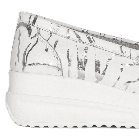 Artiker White & Silver Women's Flat Shoes