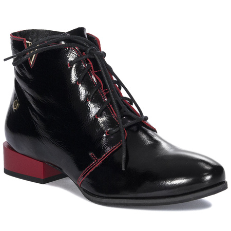 Maciejka Women's Black and Red Leather Boots