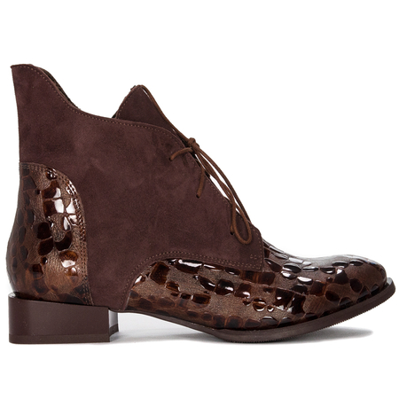 Maciejka Brown Women's Lace-Up Boots