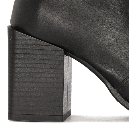 Maciejka Black Leather Women's Boots