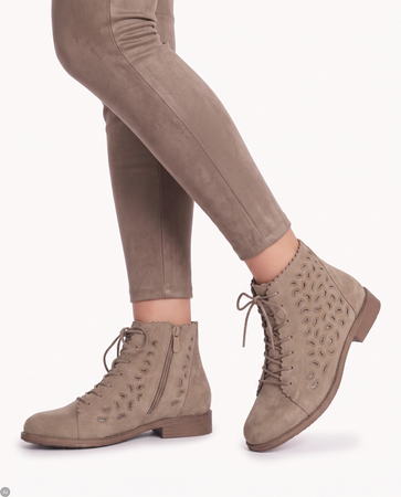 S.Barski Women's Boots Beige