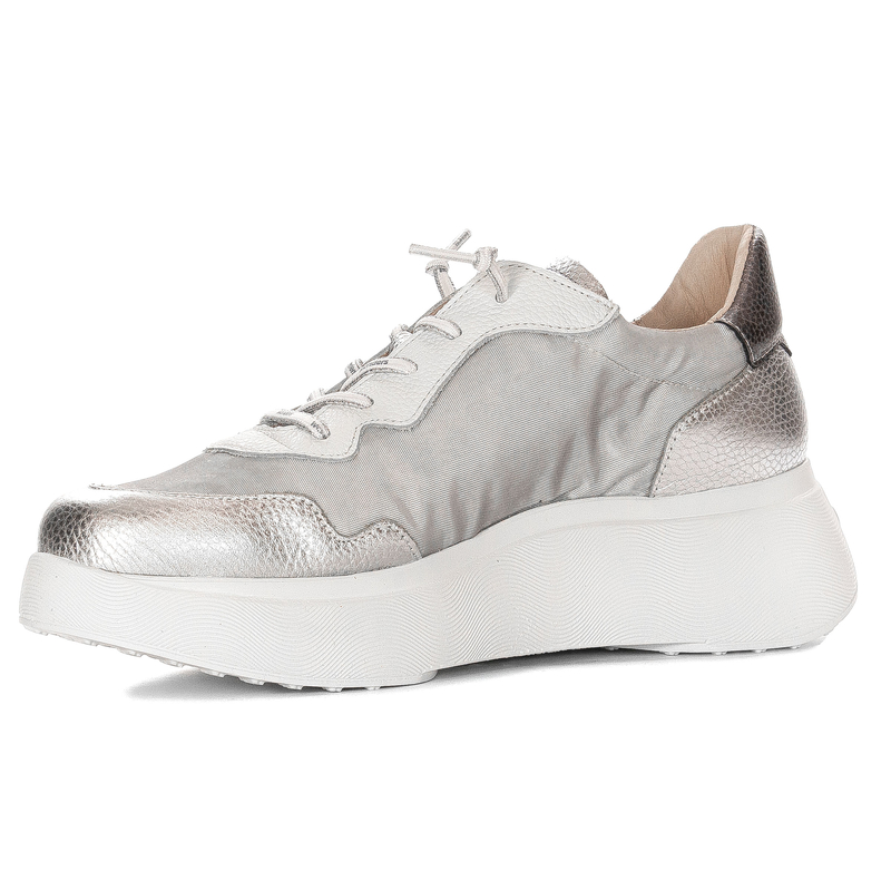 Wonders Women's Platform Half Shoes Plata