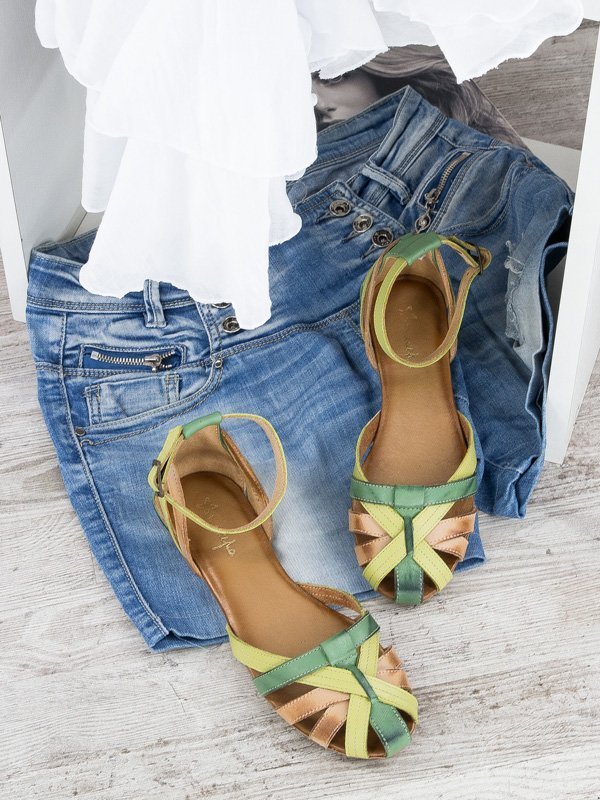 Maciejka Leather Flat Sandals With Closed Toe Green-Beige-Yellow 01924-09/00-8