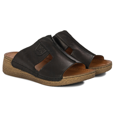 Maciejka Black Women's Slides