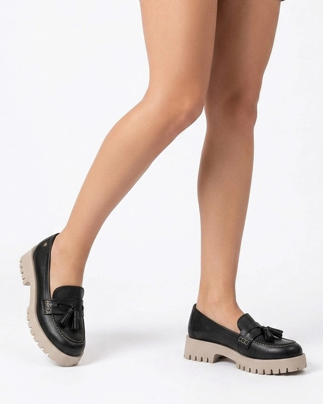 Maciejka Leather Chunky Loafers With Tassels Black 05497-01-00-5
