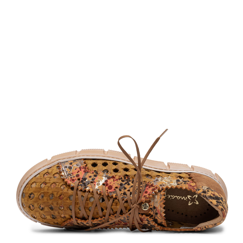 Maciejka Leather Perforated Low Shoes On Platform Orange 05850-32/00-1