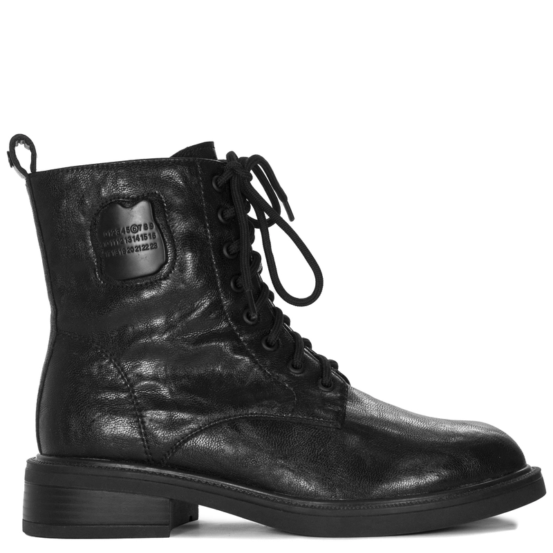 Maciejka Women's Black Leather Shoes