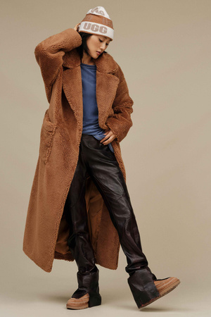 UGG W Classic Mini Alpine Chestnut 1158251 CHE