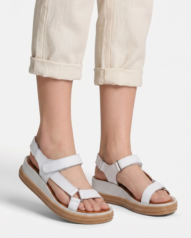Maciejka Comfortable Leather Wedge Sandals Platform White L7634-11/00-1