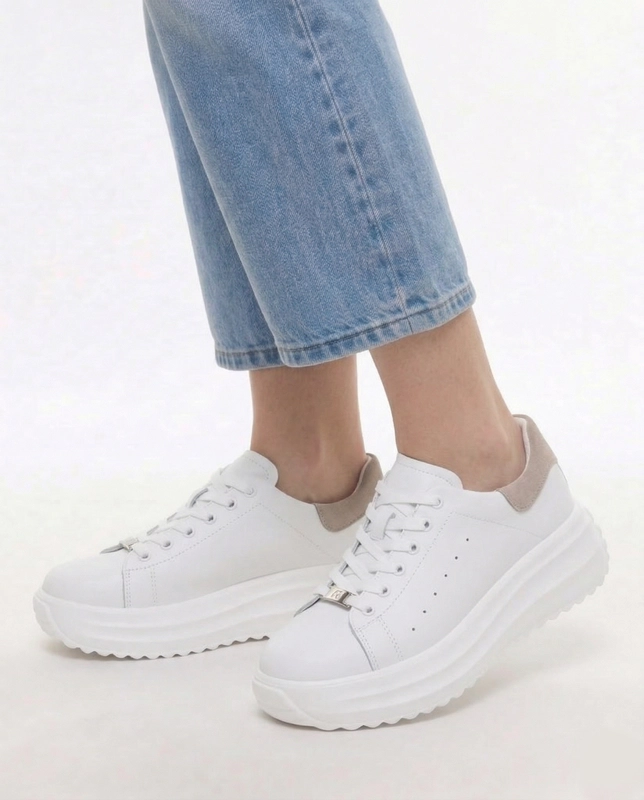 Filippo Skórzane Sneakersy na Platformie Półbuty Ultralekkie Biało-Beżowe DP6739-26-WH-BE