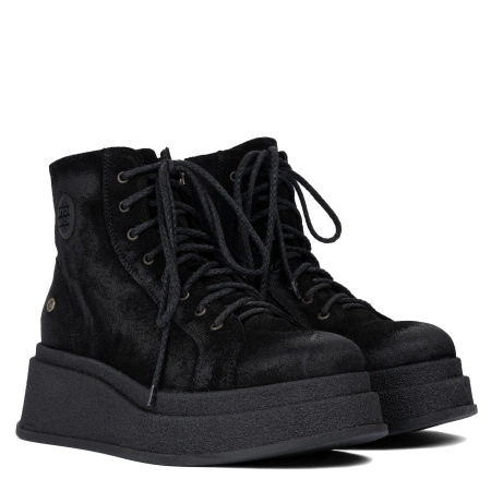 Maciejka Suede Platform Ankle Boots Black 06309-01-00-8