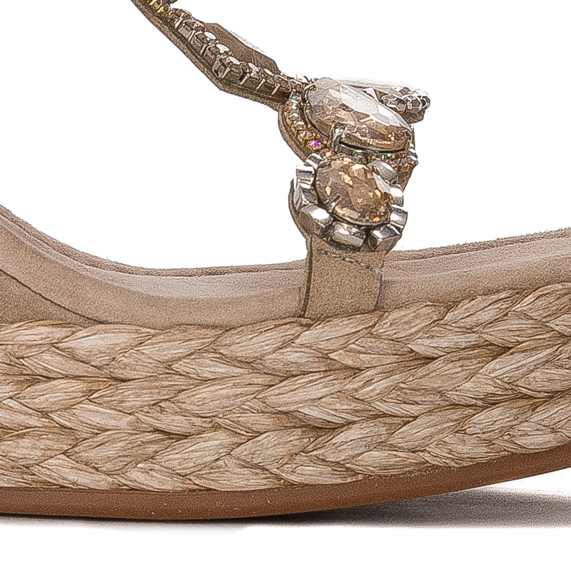 Alma En Pena Beige Sandals V23510