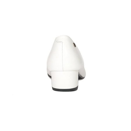 Maciejka 05034-11-00-1 White Pumps