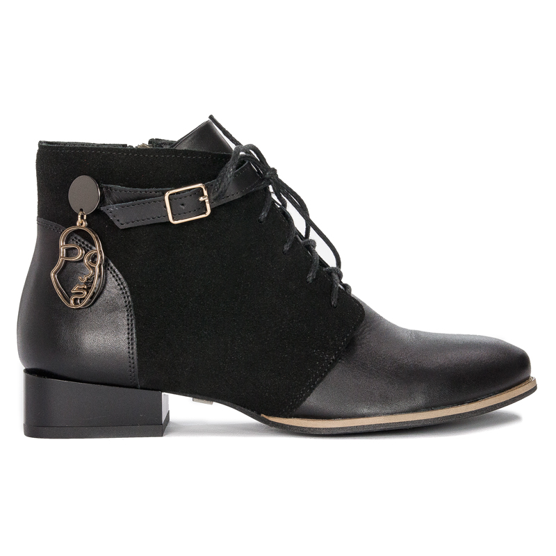 Maciejka 5743A-01/00-7 Black Leather Boots