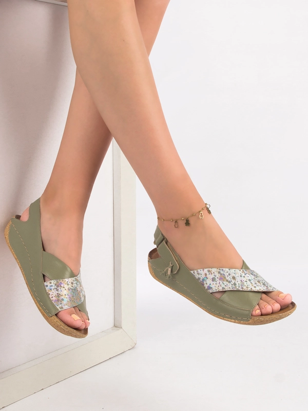 Maciejka Pistachio Leather Sandals