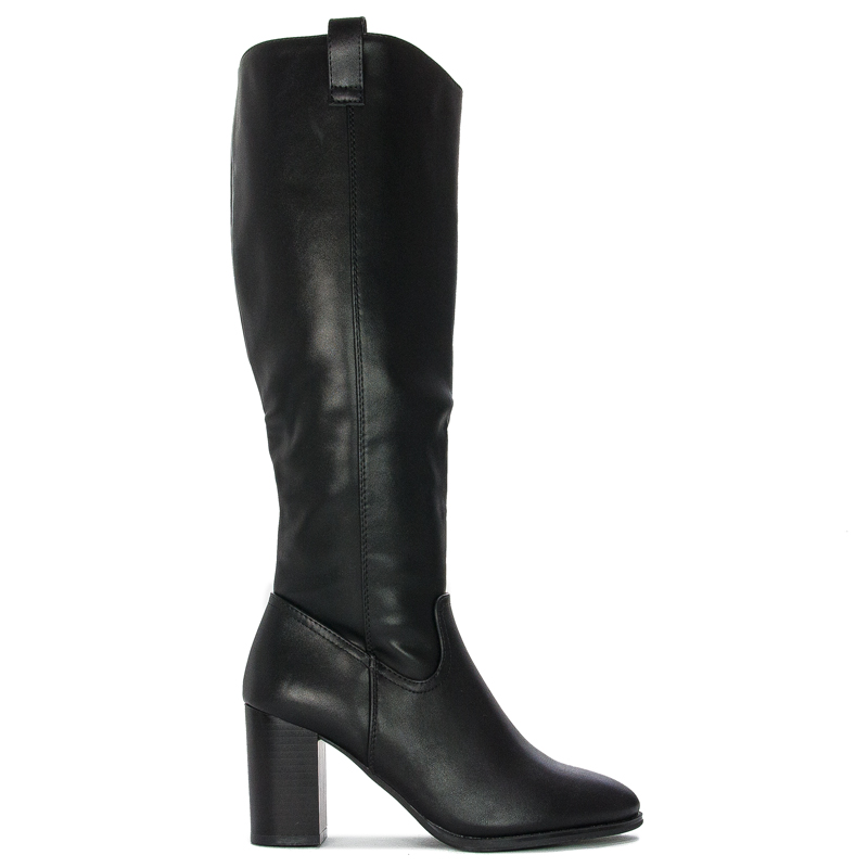 Boots Sergio Leone warmed on the post Black