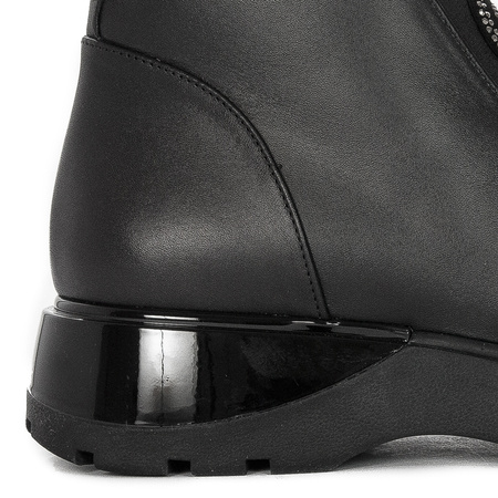 Leather Boccato boots on the Black platform