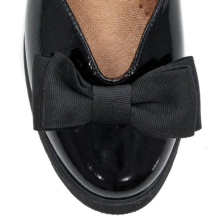Maciejka peather patent platform slip-on loafers with bow black 05062-01/00-5