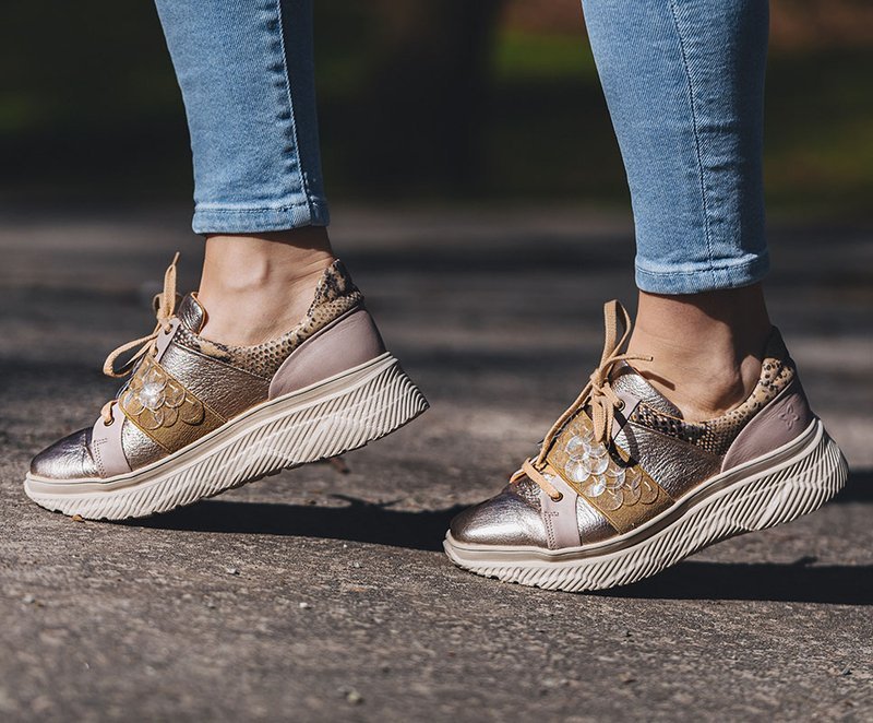 Maciejka 04448-25-00-5 Gold+Beige Flat Shoes