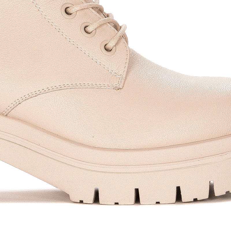GOE Women's warm leather beige boots