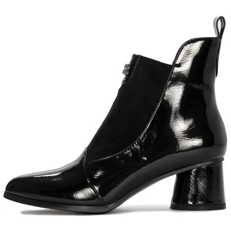 D&A Women's boots ankle boots black lacquered