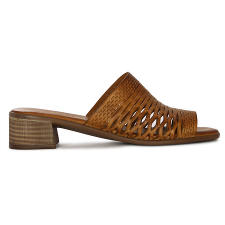 T. Sokolski Women's leather flip-flops Brown
