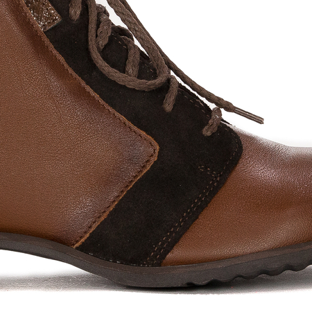 Maciejka 05701-02/00-7 Brown Lace-Up Boots
