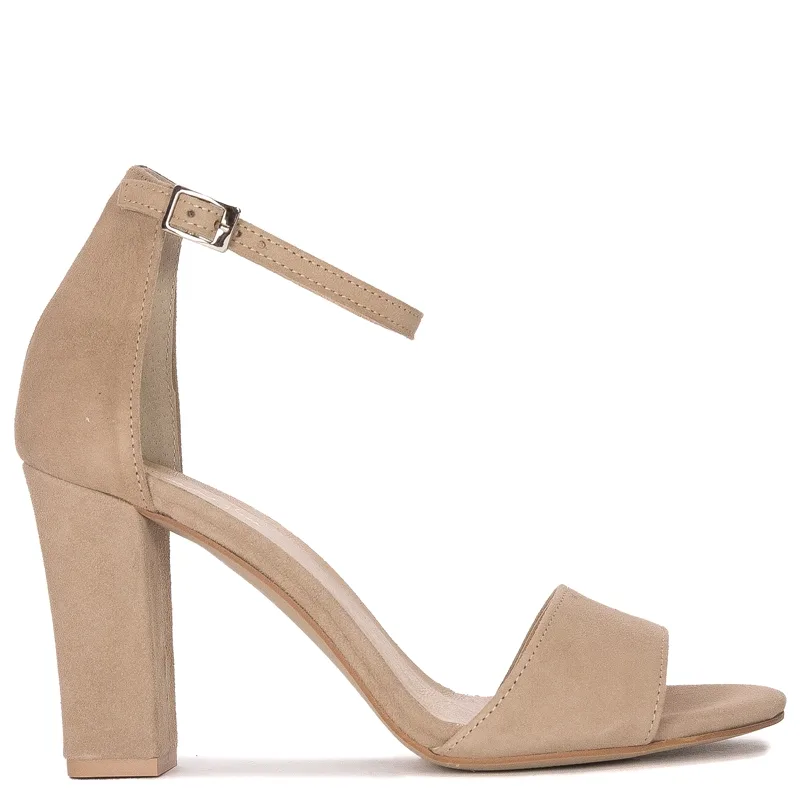Maciejka women's velor Beige Sandals