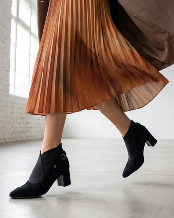 Black Women's Suede-Look Ankle Boots with Elastic Panel and Block Heel K7691-01/00-7