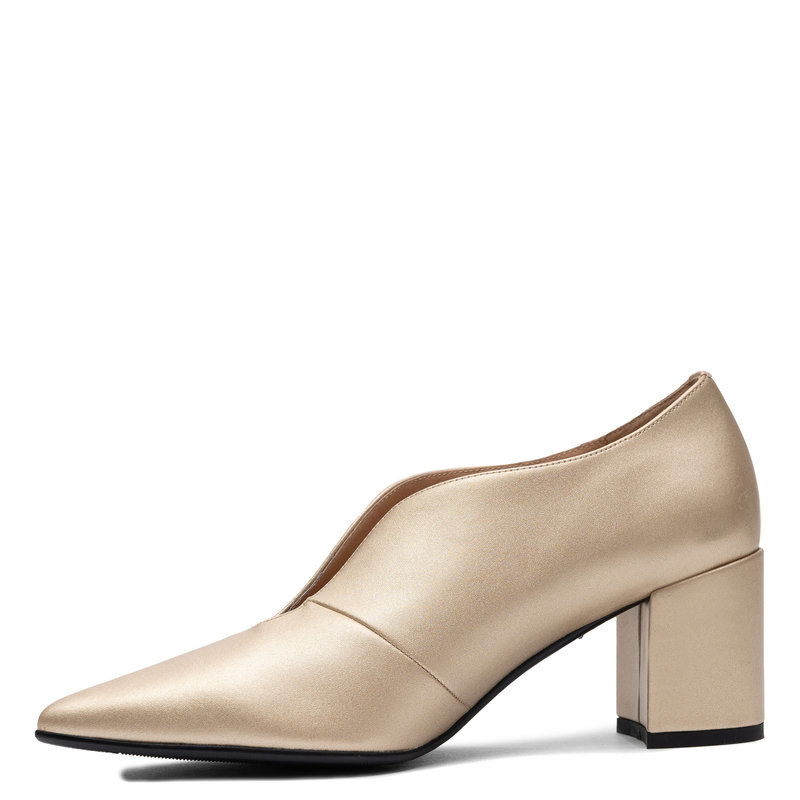 Maciejka Leather Asymmetric Heeled Pumps Pointed Toe Gold K7469-26/00-1