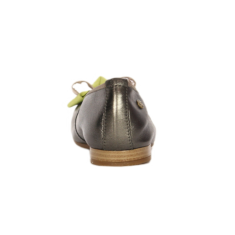 Maciejka Leather Elegant Ballerinas With Bow Green P6801-20/00-0
